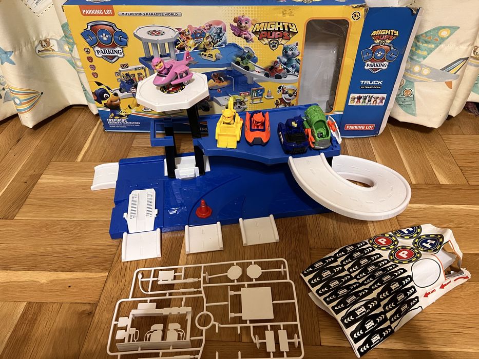 Паркинг на два етажа на Пес Патрул