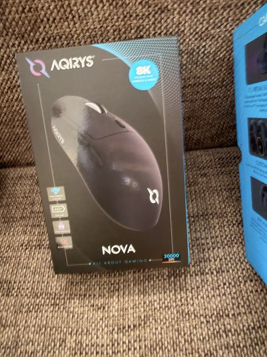 Casti si mouse aqirys sigilate