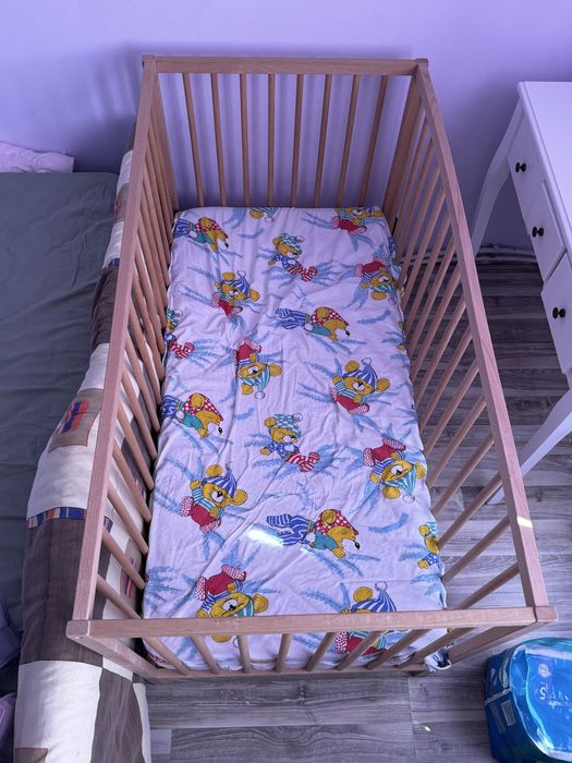 Бебешка дървена кошара с матрак