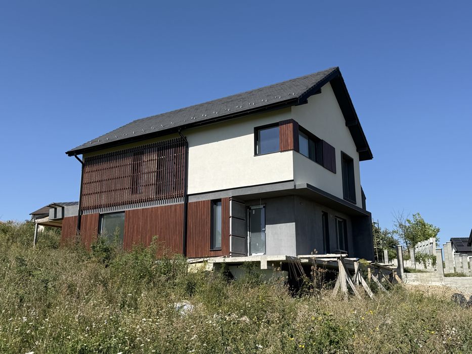Casa de vanzare finisata Chinteni