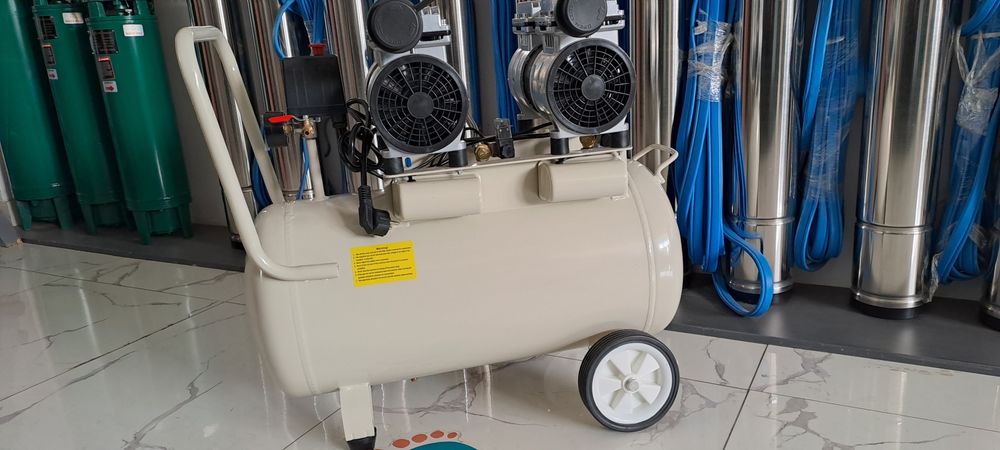 SAAB  безшумный воздушный поршневой компрессор 50 литр