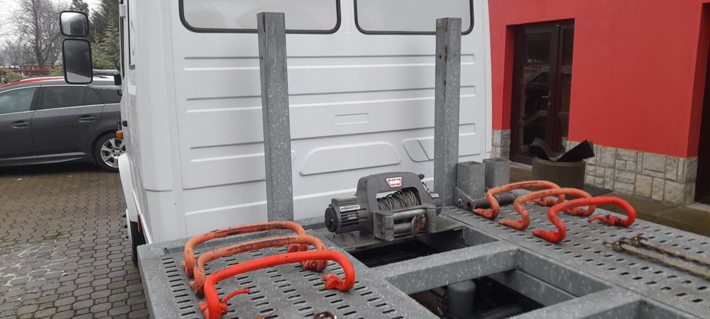 Camion platforma transport autoturisme Mercedes Vario 814