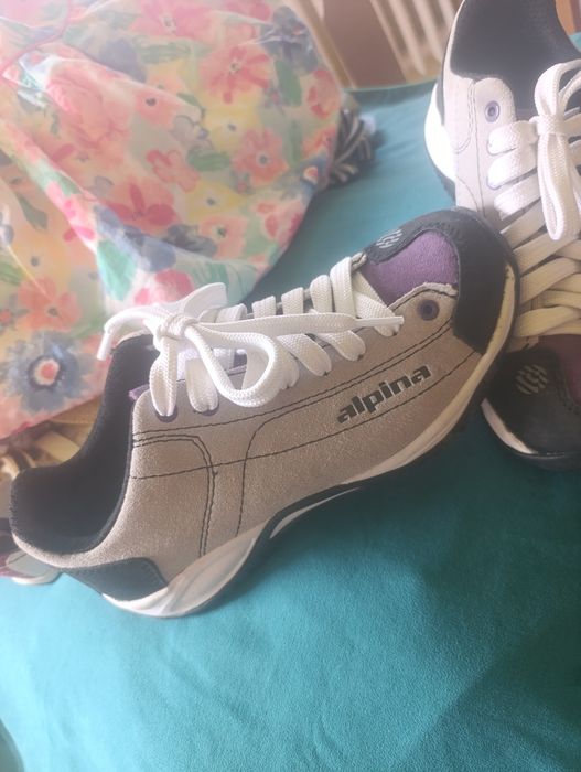 Adidasi pielePUMA roz36, Alpina NOI de tot