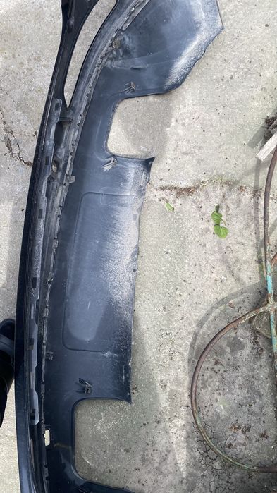 Бампер заднии.