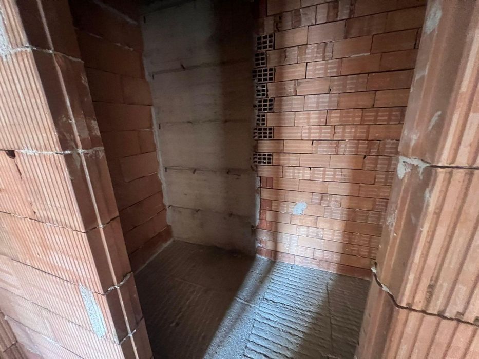 Продава се Тристаен апартамент в Пловдив, Остромила - 105 кв.м за 704 €/кв.м - Снимка #7