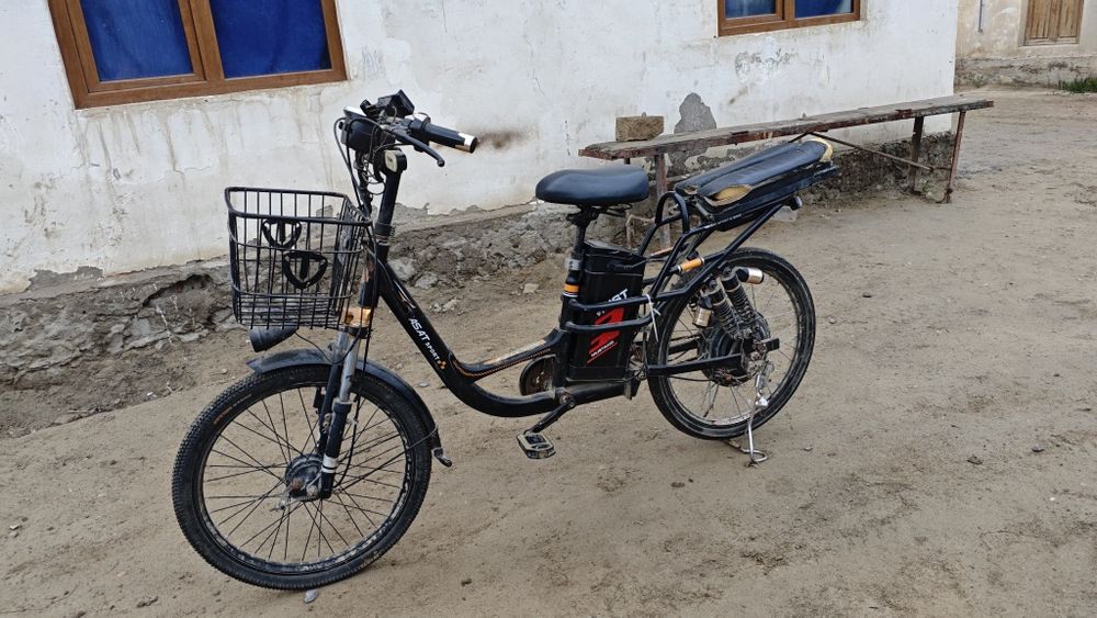 Elektro velosiped sotiladi