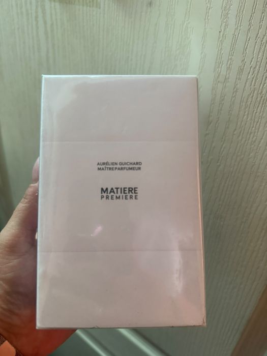 Parisian musc matiere premiere