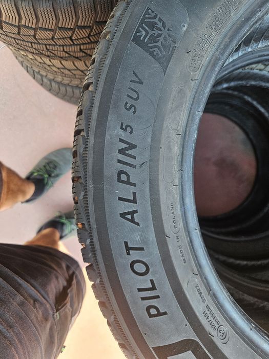 Гуми 225/60/18 Рънфлет