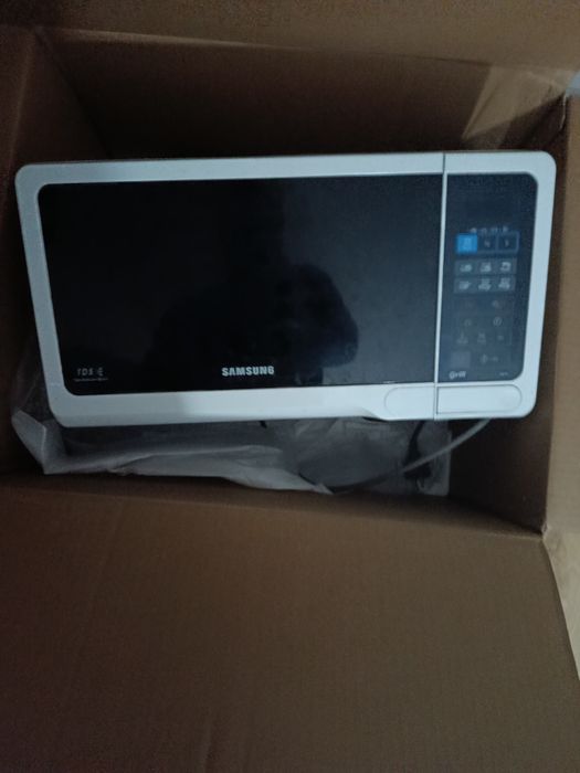 Микровълнова Самсунг