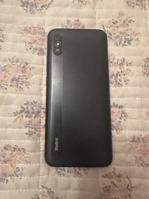 Продам не рабочие телефоны