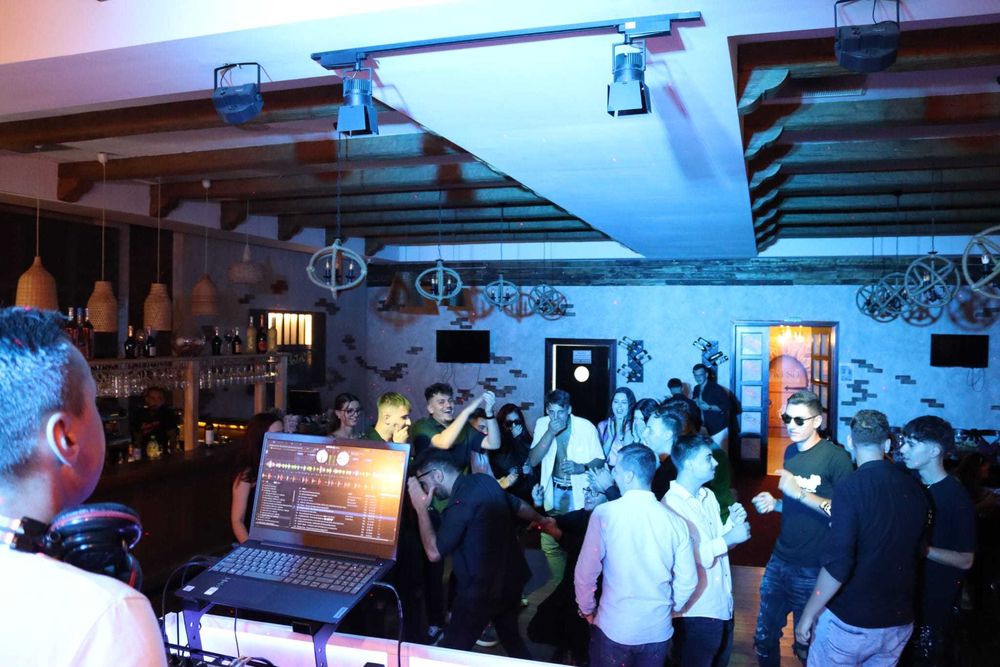 Dj/MC Nuntă , Botez, Majorat,Petreceri Corporate Argeș,Vâlcea