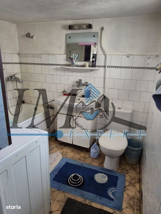 Casa ,curte și gradina.Teren cu 2700 mp.