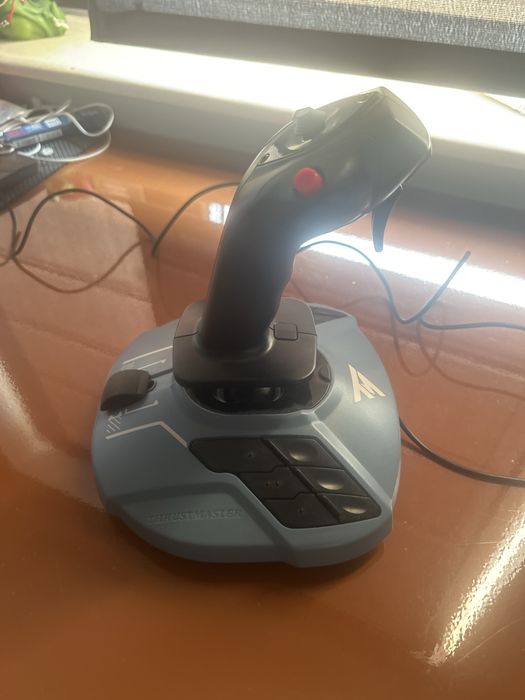 Controler Airbus pentru pc si console