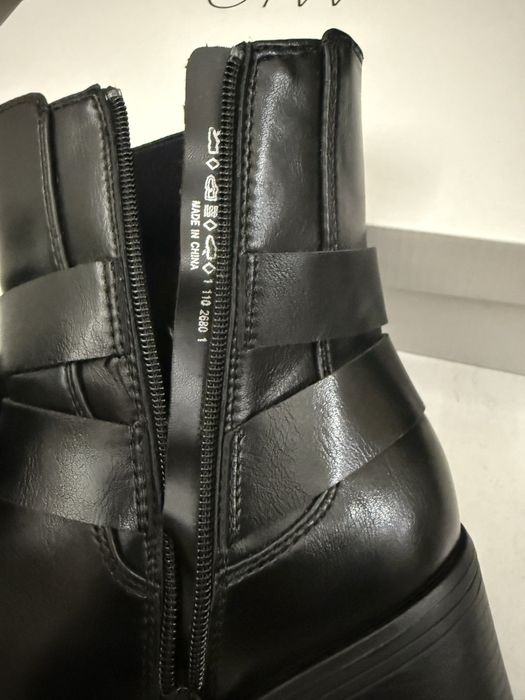 Catwalk боти с дебел ток