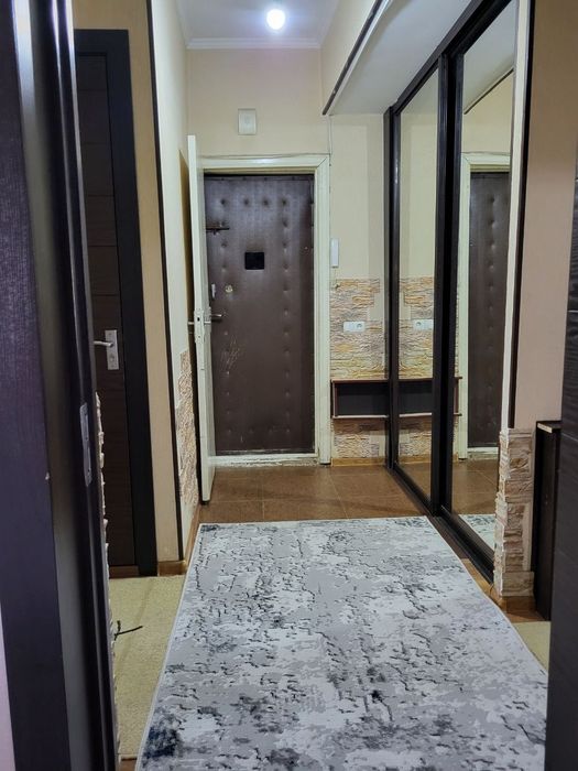 Сергели-6  3/7/9 Балкон 2*6 Срочна Сотилади.