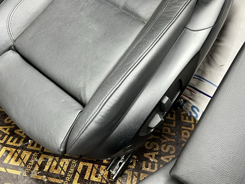 Сидения от купе Bmw e92 сидушки