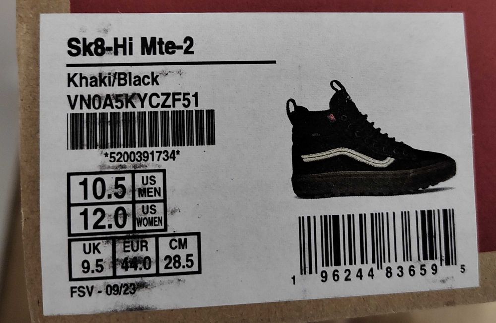чисто нови кецове Vans MTE 2 , 44 номер