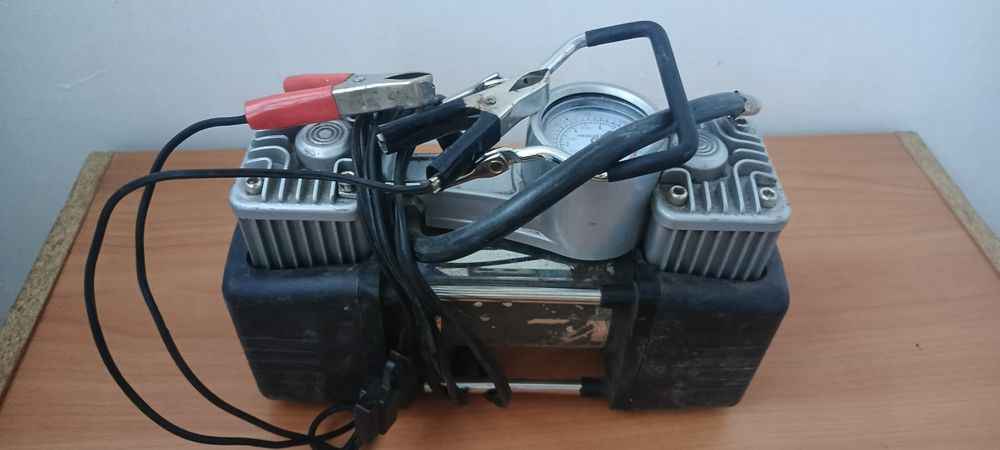 Продам Компрессор