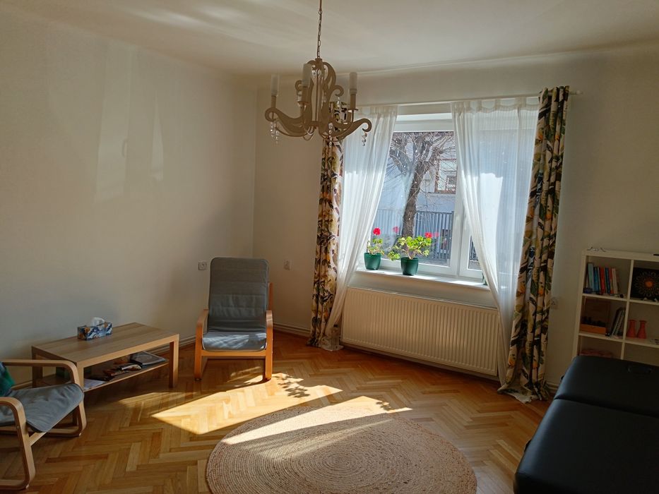 Cameră pretabilă cabinet psihologic/terapii complementare