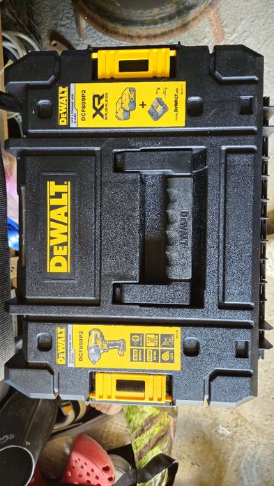 Impactor Dewalt.