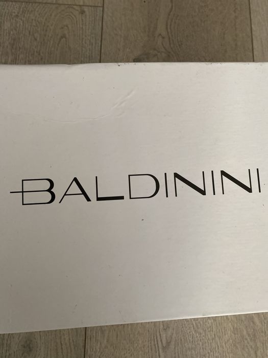 Pantofi negri piele Baldinini Noi