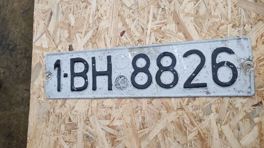 Număr vechi de înmatriculare