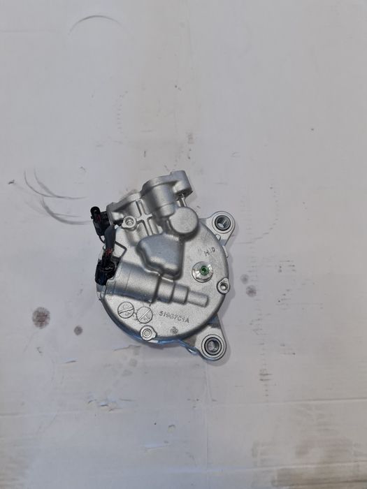 Compresor AC 1.5 B / BMW seria 2 U06 /cod-6452-5A5C710 /B38A15P OEM