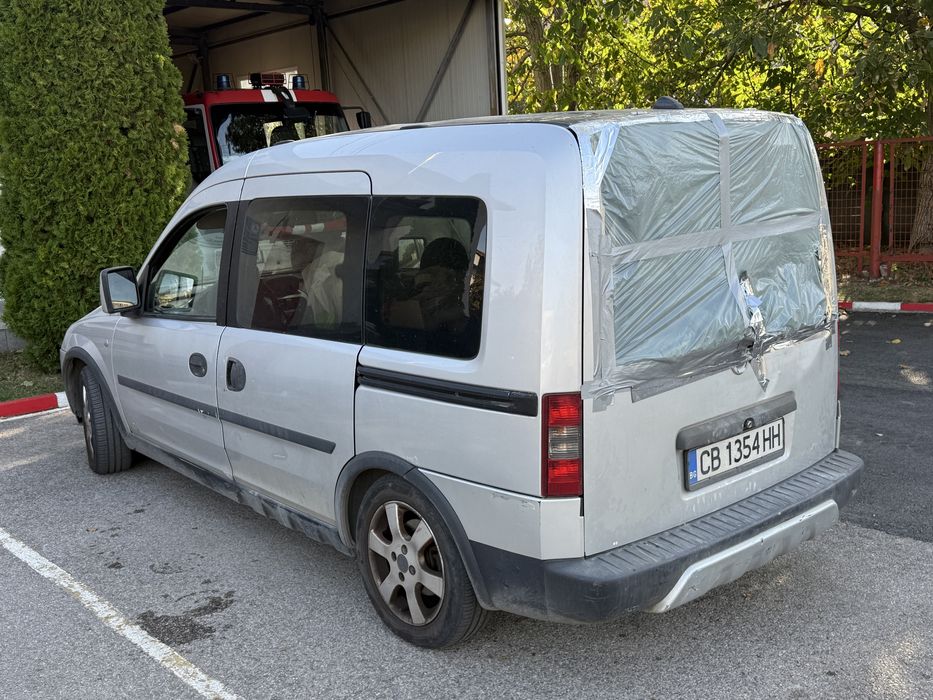 Opel Combo 1.6 CNG Метан/Бензин – 2005 г.