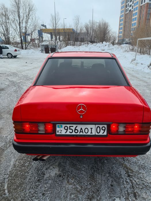 Mercedes Benz 190E