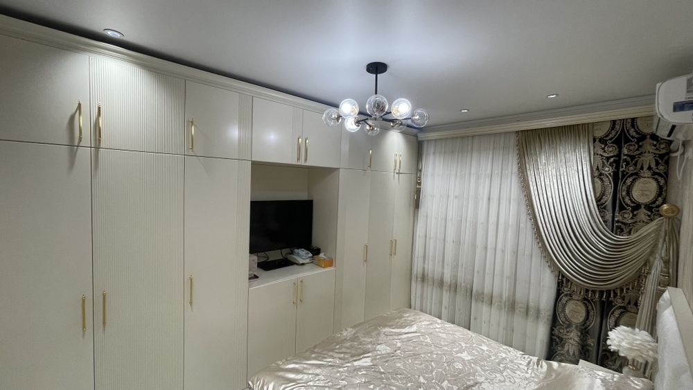 Kvartira Ibn-sino 1 da sotiladi