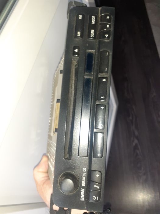Vând Radio Casetofon BMW E46 ALPINE