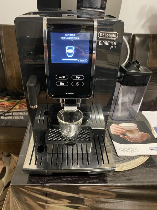 Expresor automat Delonghi Dinamica plus connect
