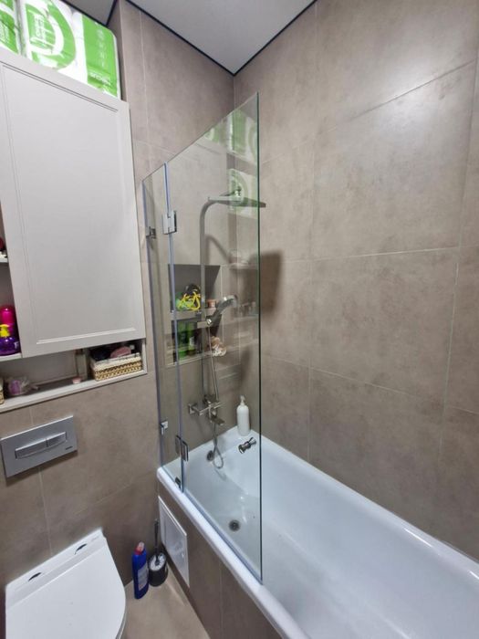 Стекло, зеркало, нарещка, перегородки