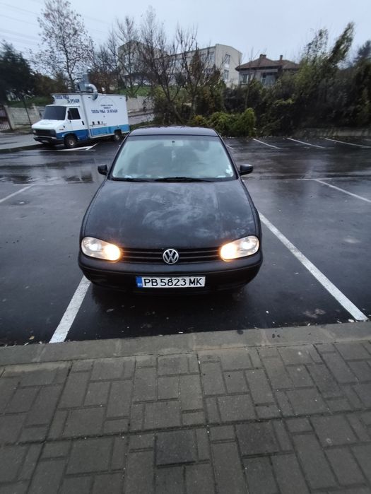 Vw golf 4  1.6Sr benzin 101кс
