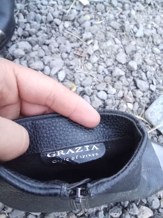 Жениски зимние ботинки