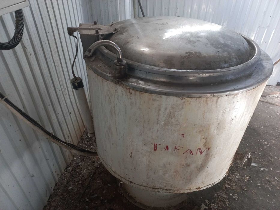 Продам печь котел ( Жиротопка)