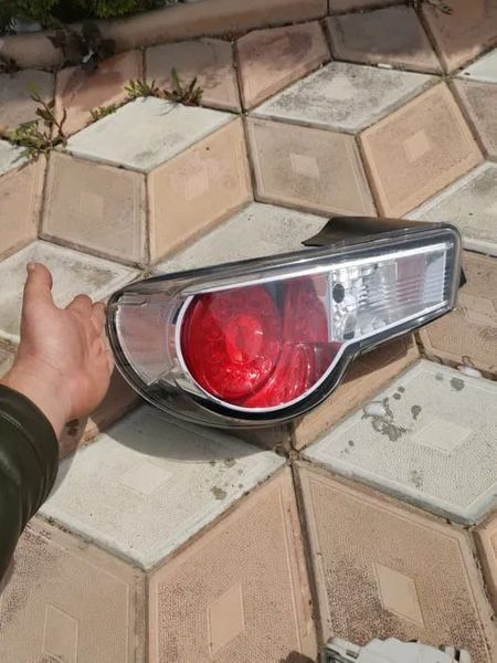 stop stanga subaru brz Toyota gt 86 Lampa ceata mansalier bară
