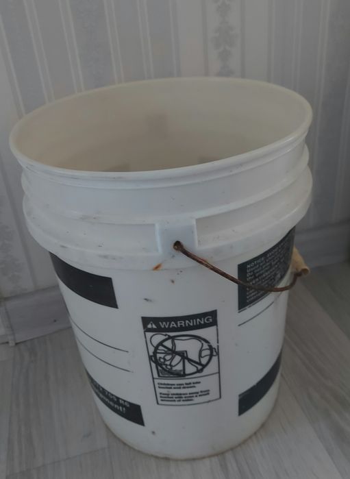 Ведро большая срочно продается