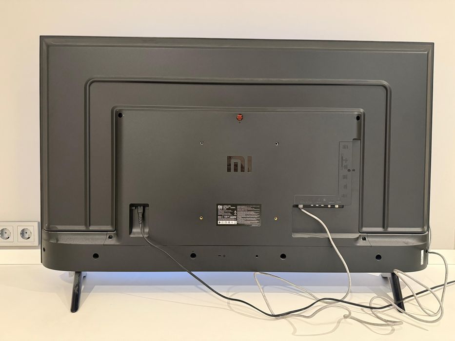 Телевизор Mi модель:MiTV-MOOQ0