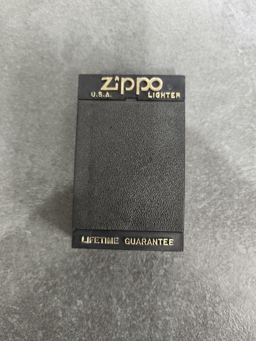 Bricheta Zippo American Embassy