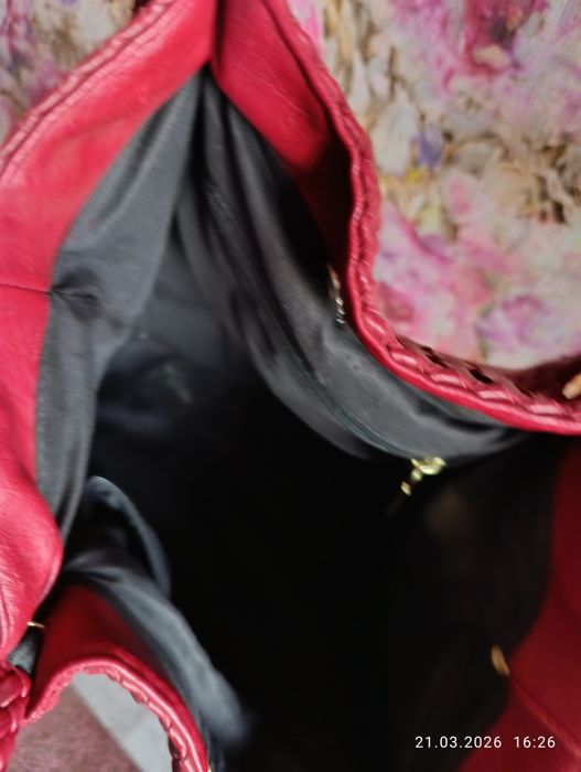 Сумки различные разных размеров  КОЖА