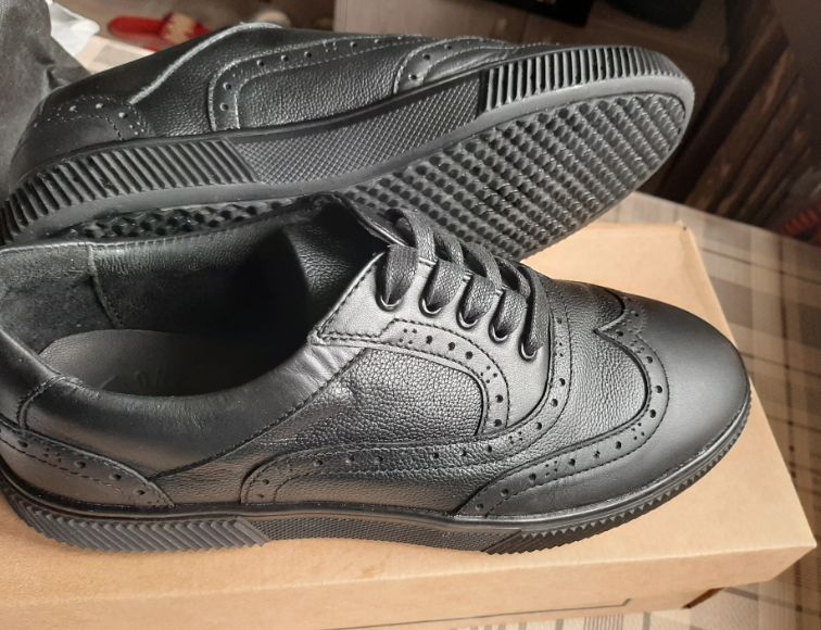 Мужская обувь 42 раз натуральная кожа