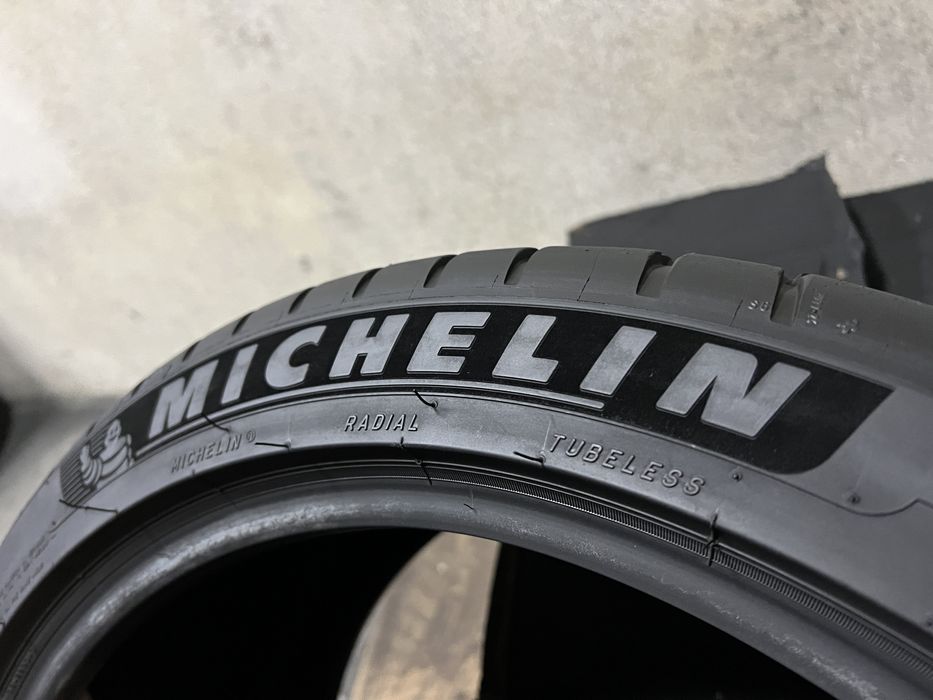 275/35/19 MICHELIN, DOT:22/23г., като Нови!