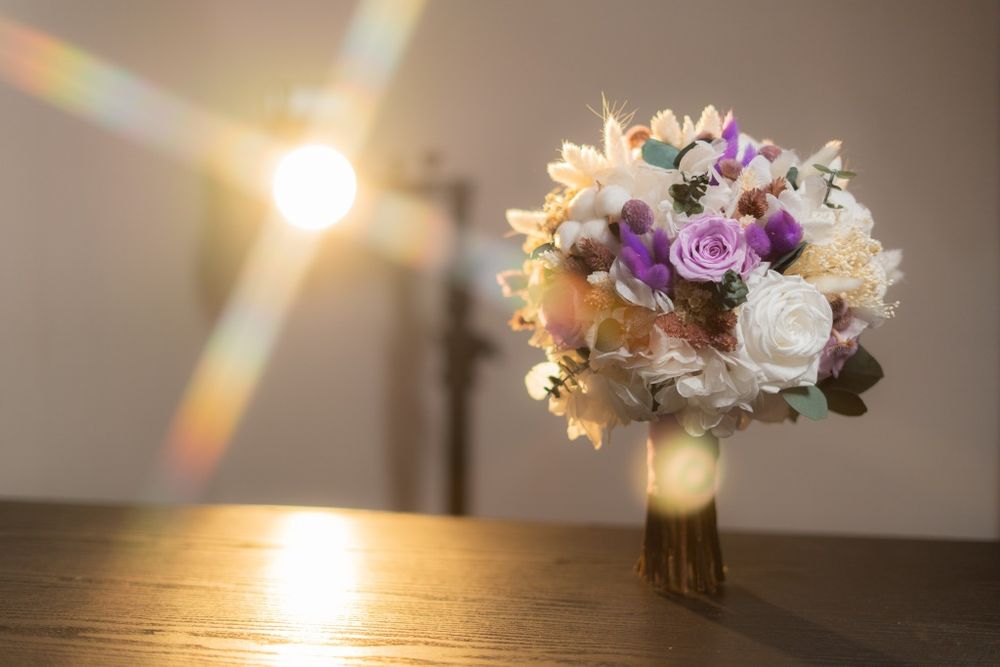 Buchete de mireasa, nasa, lumanari de cununie din flori criogenate