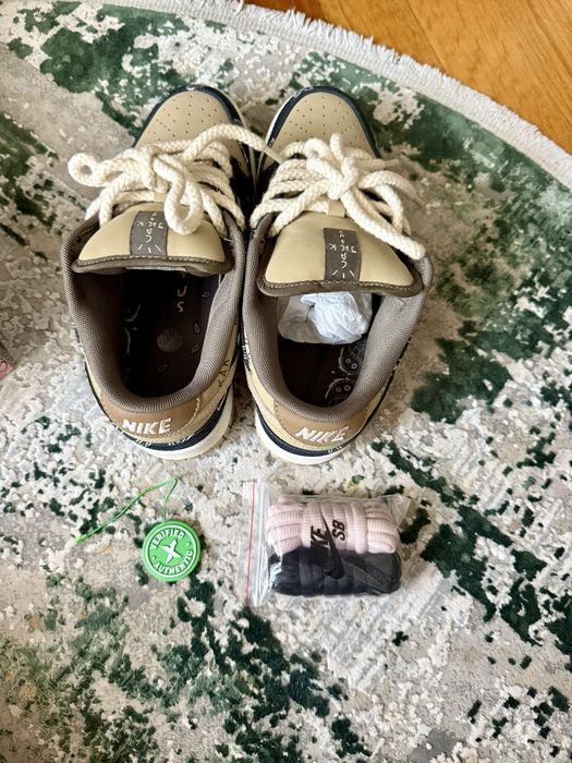 Nike SB Dunk Low Travis Scott
