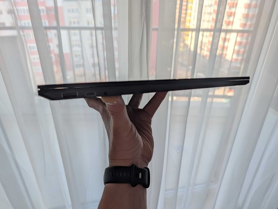 Microsoft Surface Laptop 4 (i7-1185G7, 32GB, 1TB)