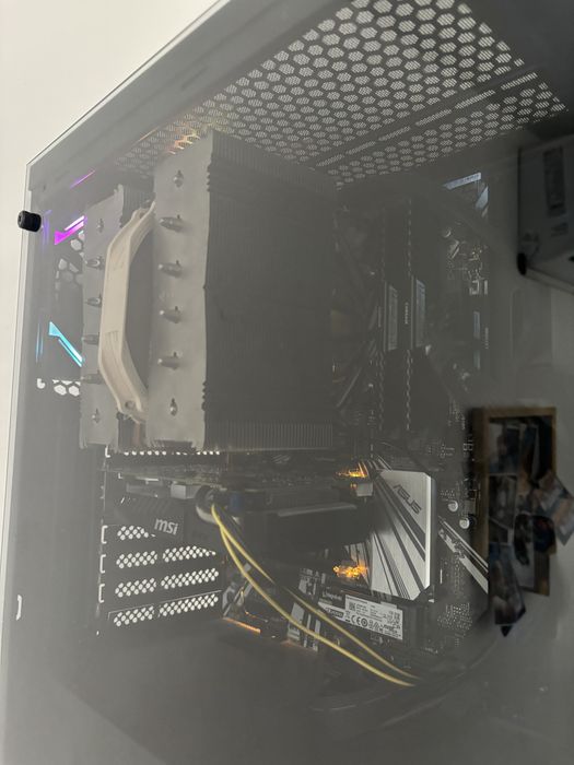 Unitate gaming i7 9700k 16gb ddr4 noctua