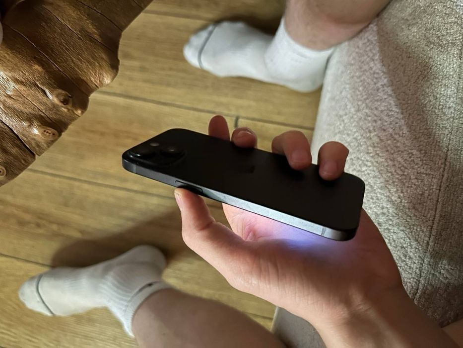Iphone 15 black