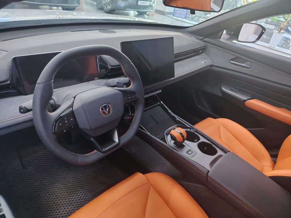 Changan Uni-V FL