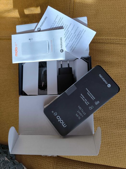 Motorola Moto e 13 нов